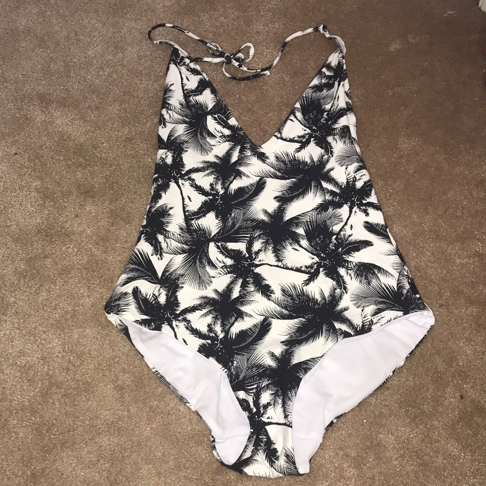 Onia One piece bathing suit Never been worn
